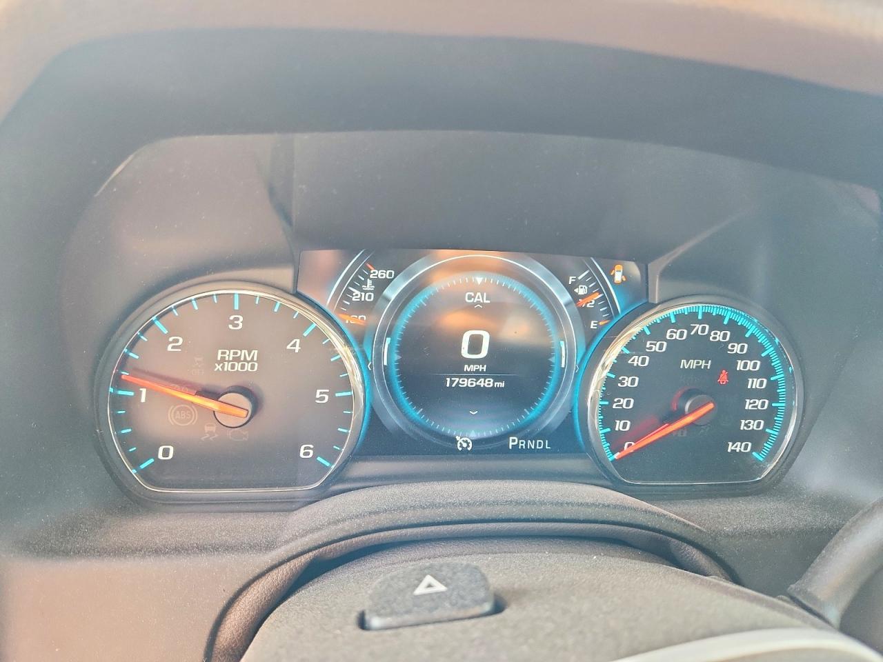 2019 CHEVROLET Suburban