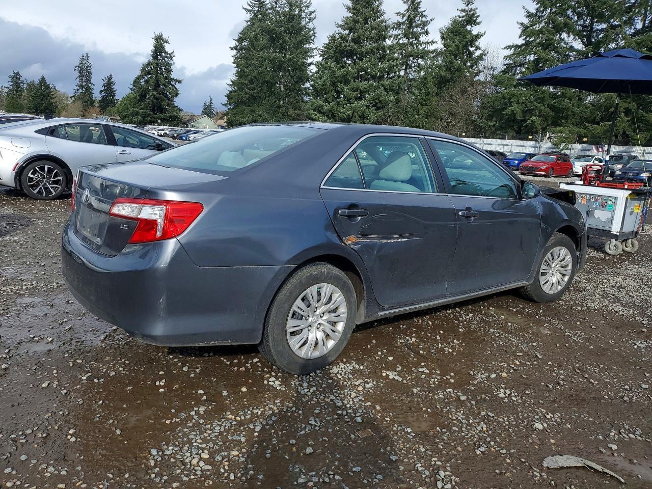 2012 TOYOTA CAMRY