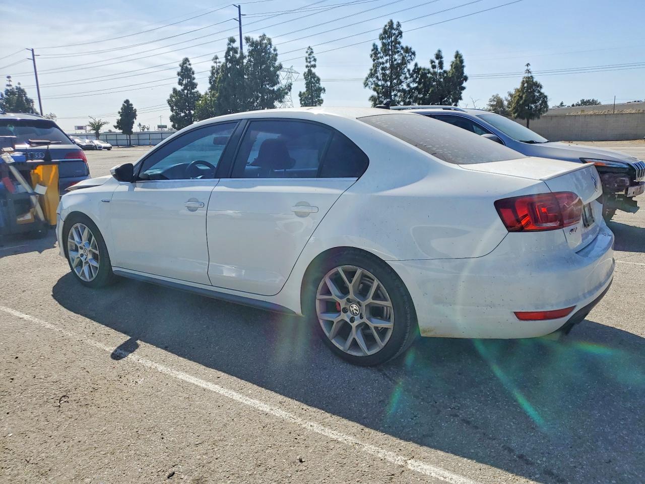 2014 VOLKSWAGEN JETTA