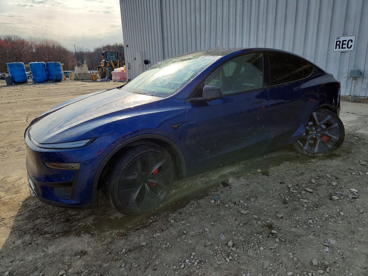 2026 TESLA MODEL Y
