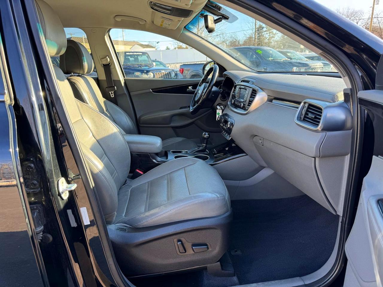 2016 KIA SORENTO