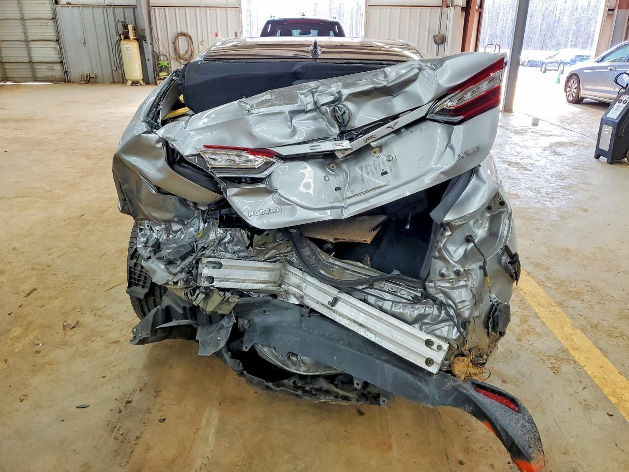 2019 TOYOTA CAMRY