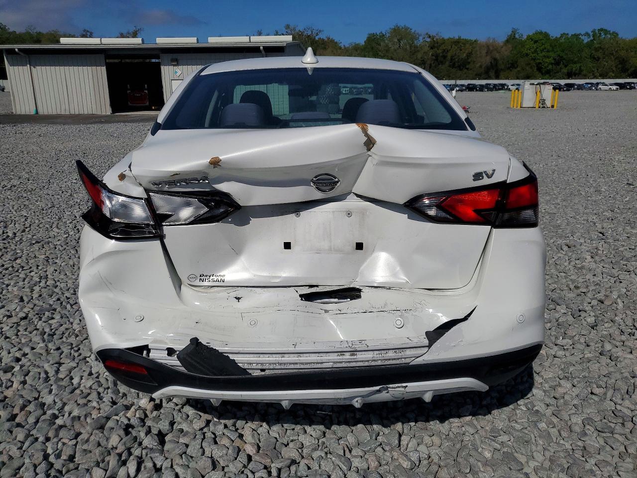 2021 NISSAN VERSA