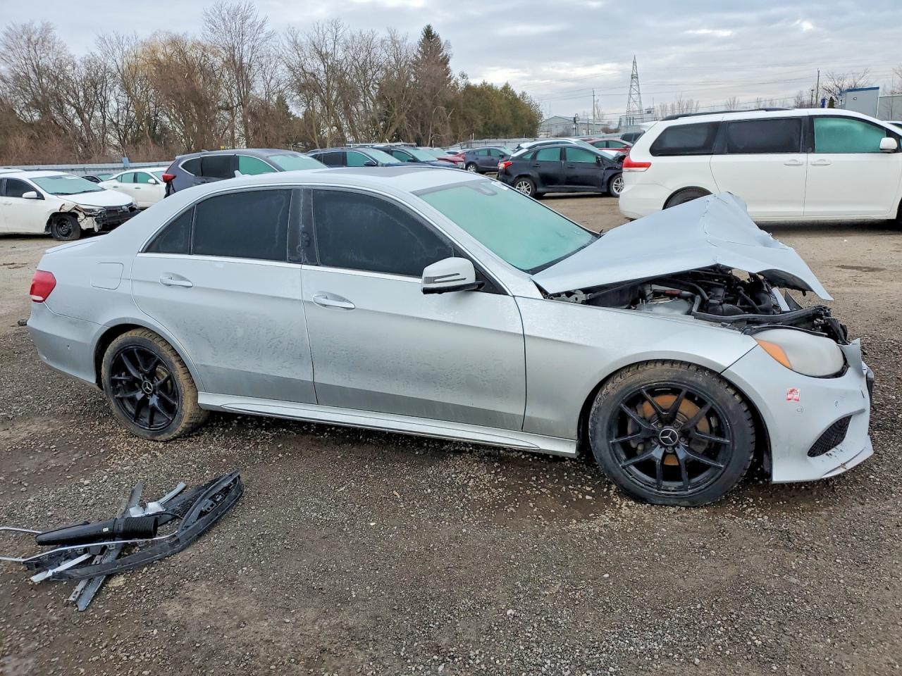 2014 MERCEDES-BENZ E-Class