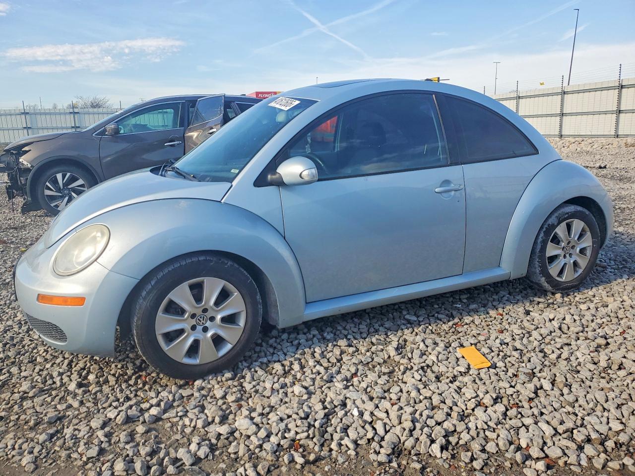 2010 VOLKSWAGEN Beetle