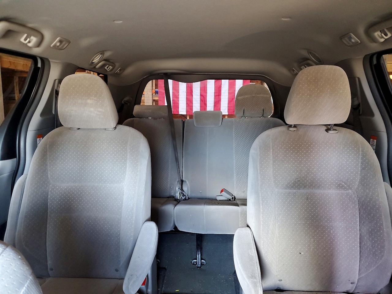 2017 TOYOTA SIENNA