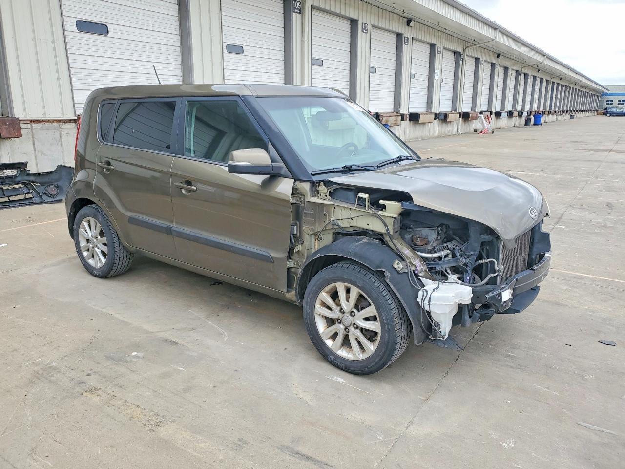 2013 KIA SOUL