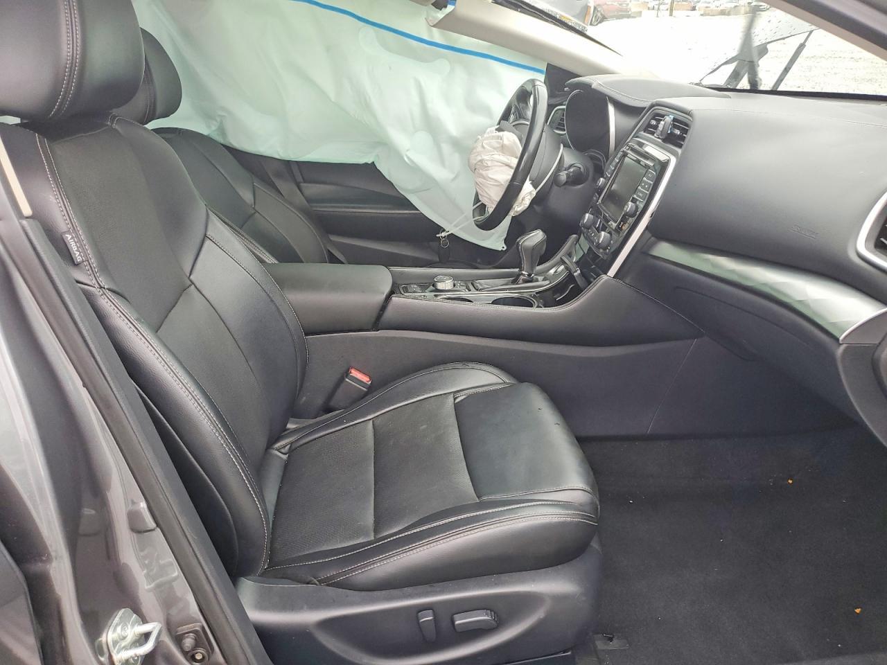 2019 NISSAN Maxima