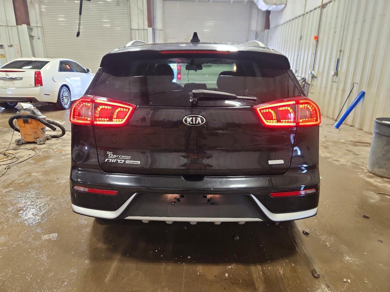 2017 KIA Niro