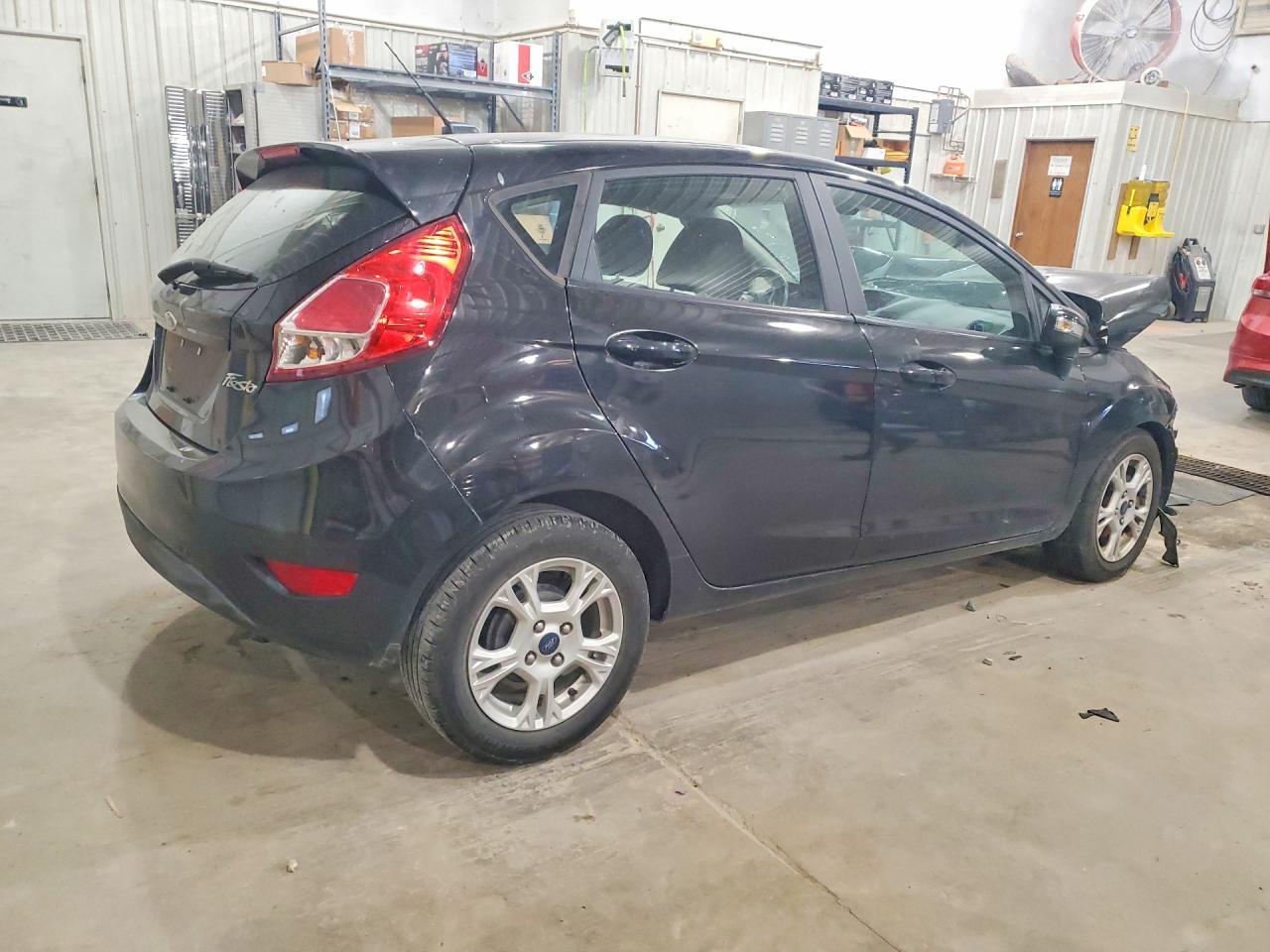 2015 FORD Fiesta