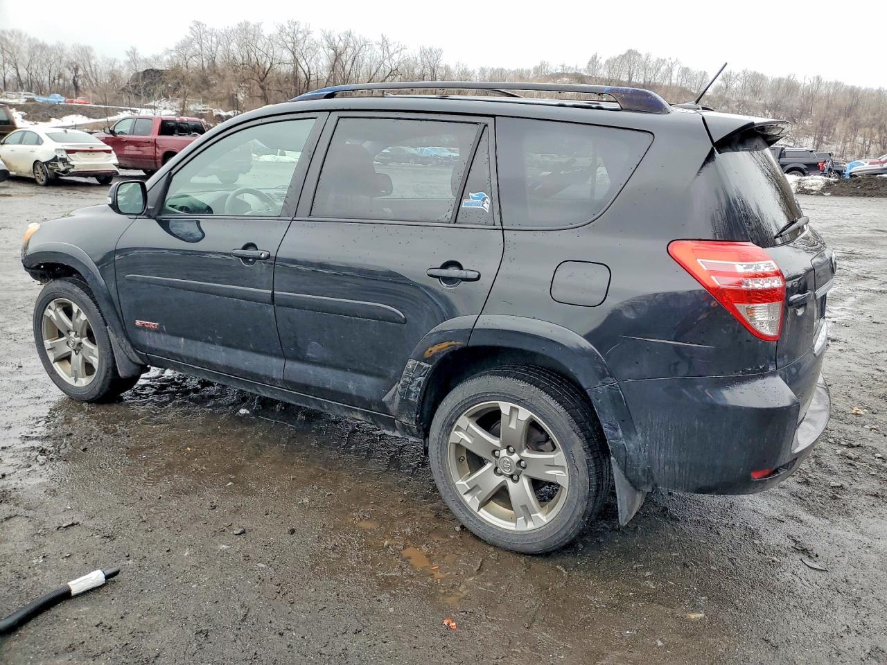 2011 TOYOTA RAV4