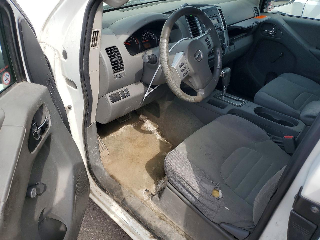 2015 NISSAN Frontier