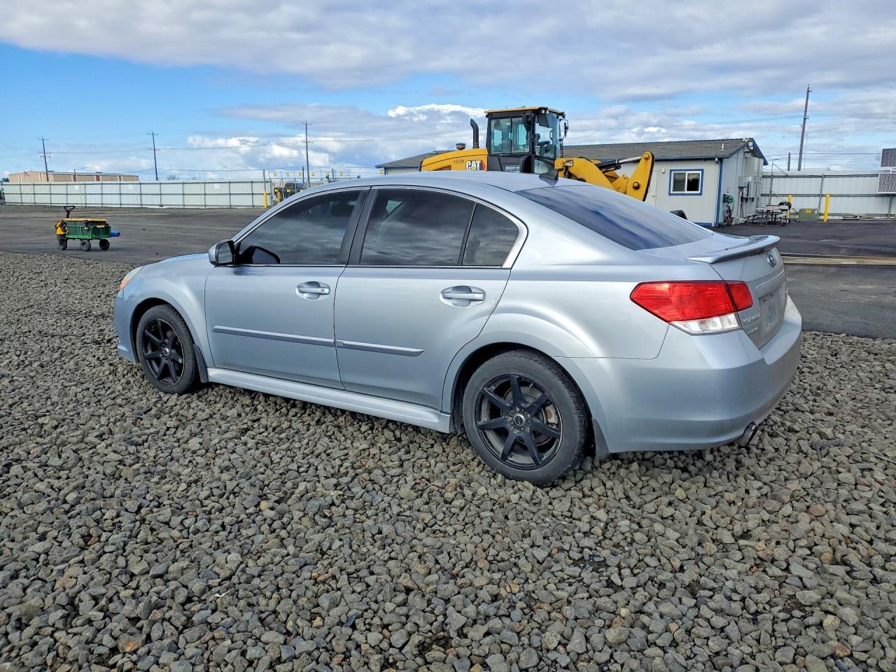 2012 SUBARU Legacy