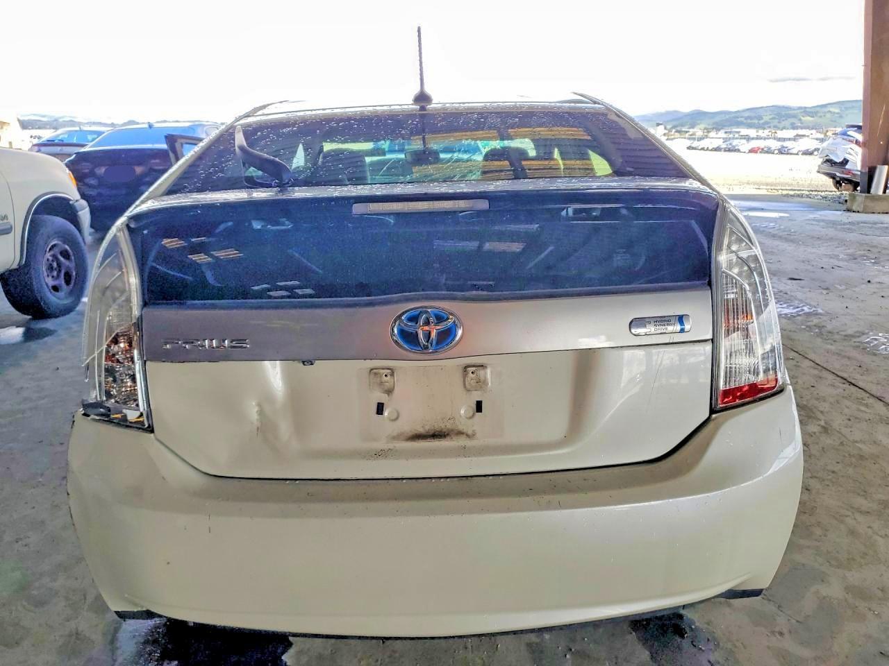 2012 TOYOTA Prius Plug-In