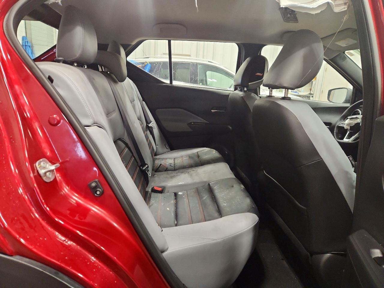 2023 NISSAN KICKS