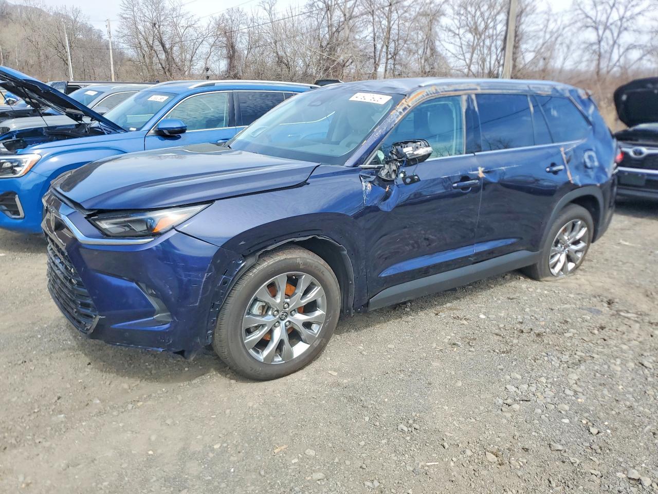 2025 TOYOTA HIGHLANDER