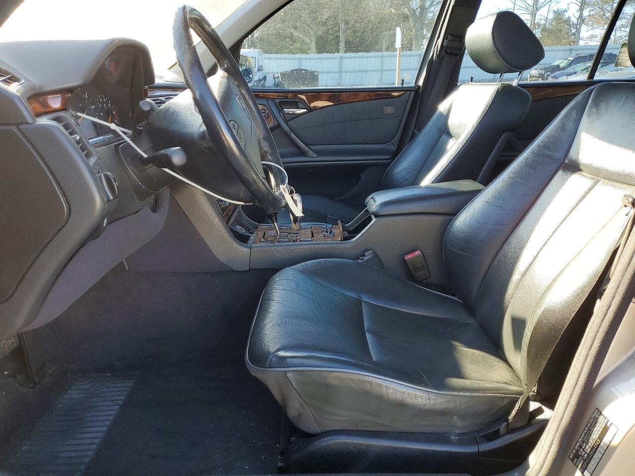 2002 MERCEDES-BENZ E-Class