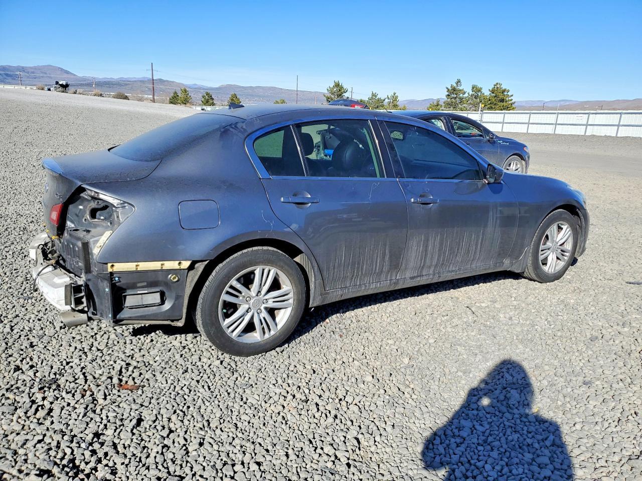 2012 INFINITI G37
