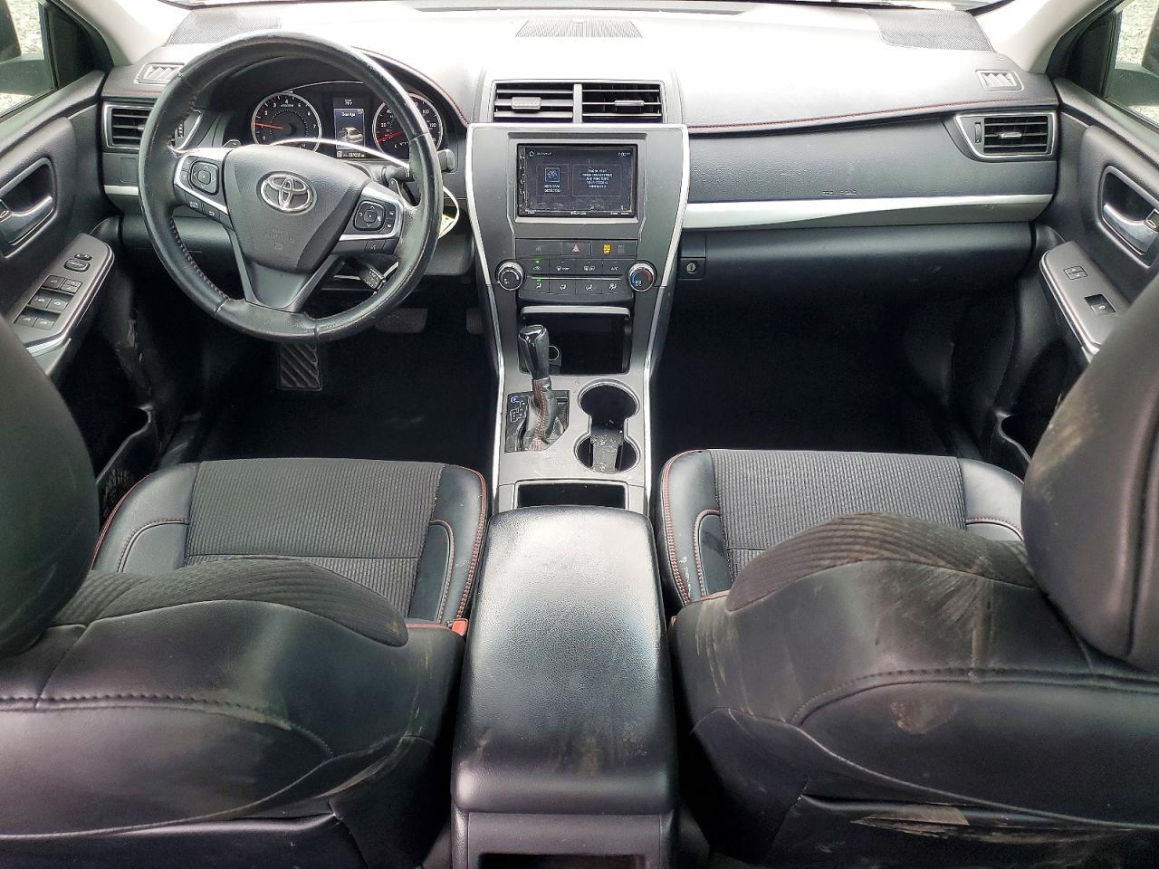 2017 TOYOTA CAMRY
