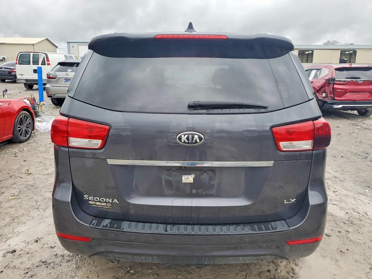 2016 KIA SEDONA