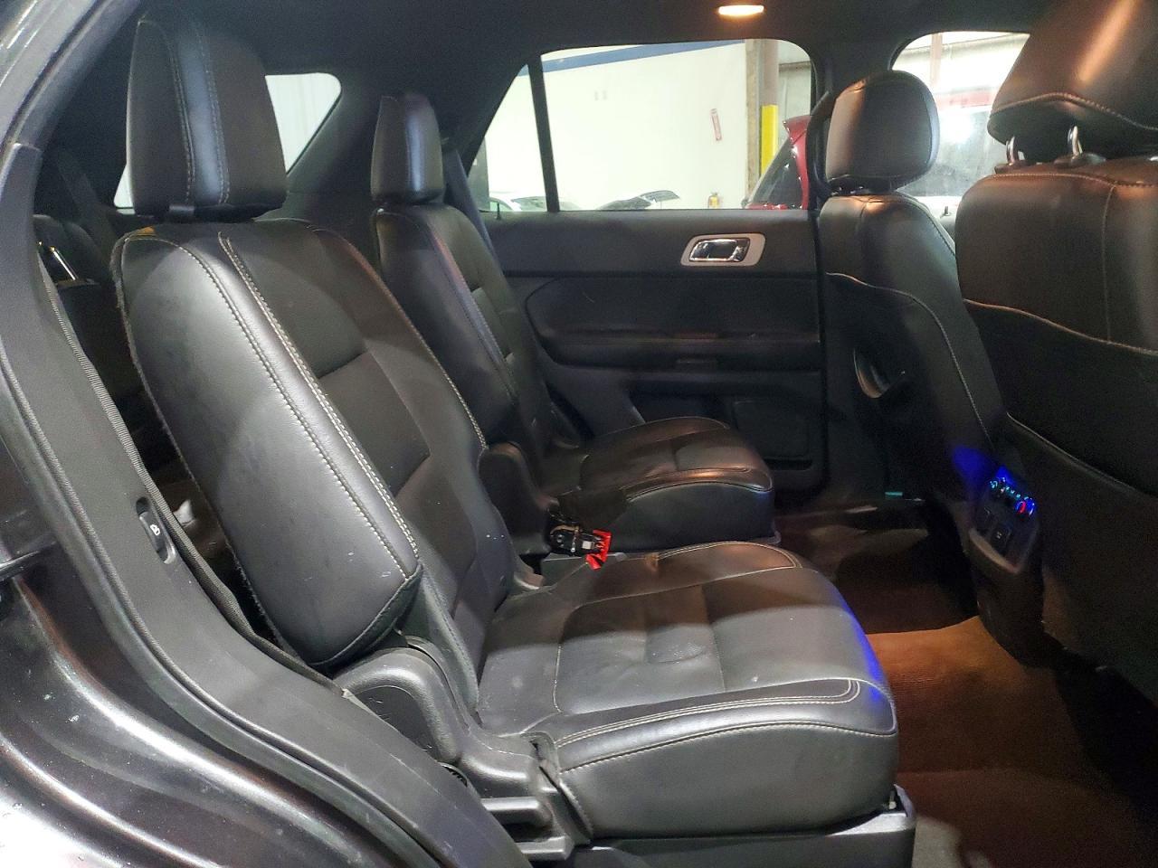 2015 FORD Explorer Sport Trac