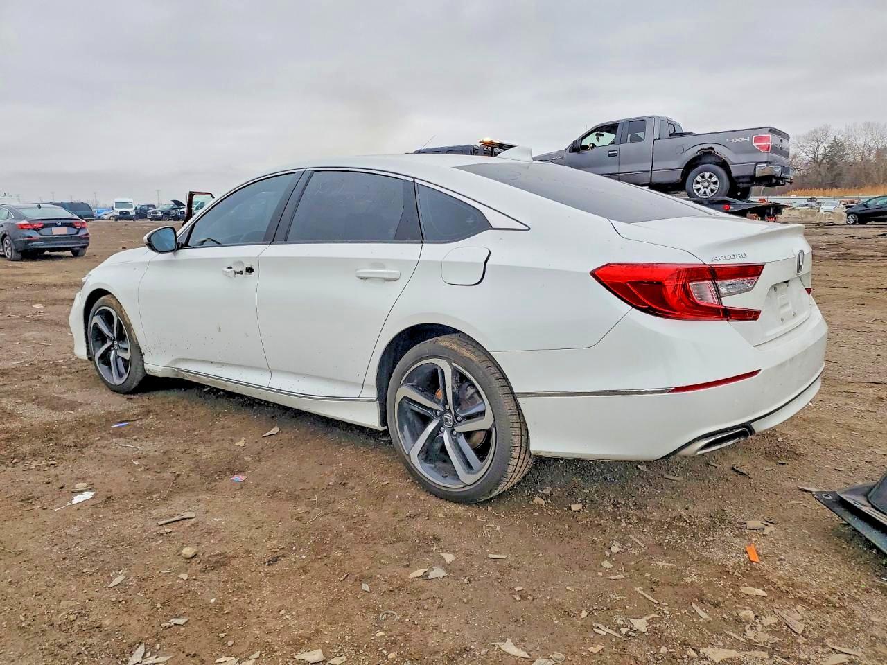 2018 HONDA ACCORD