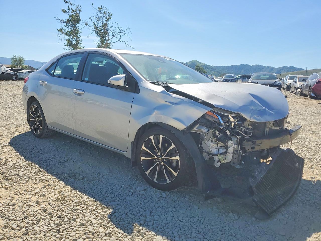 2017 TOYOTA COROLLA