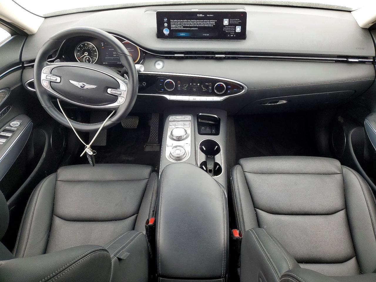 2022 GENESIS GV70