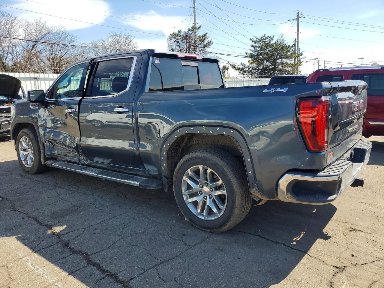 2020 GMC Sierra