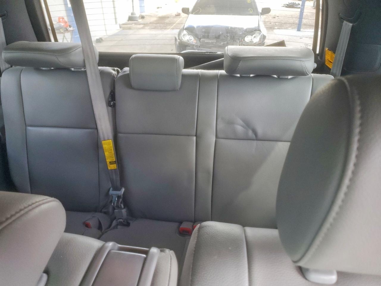 2014 TOYOTA Sequoia