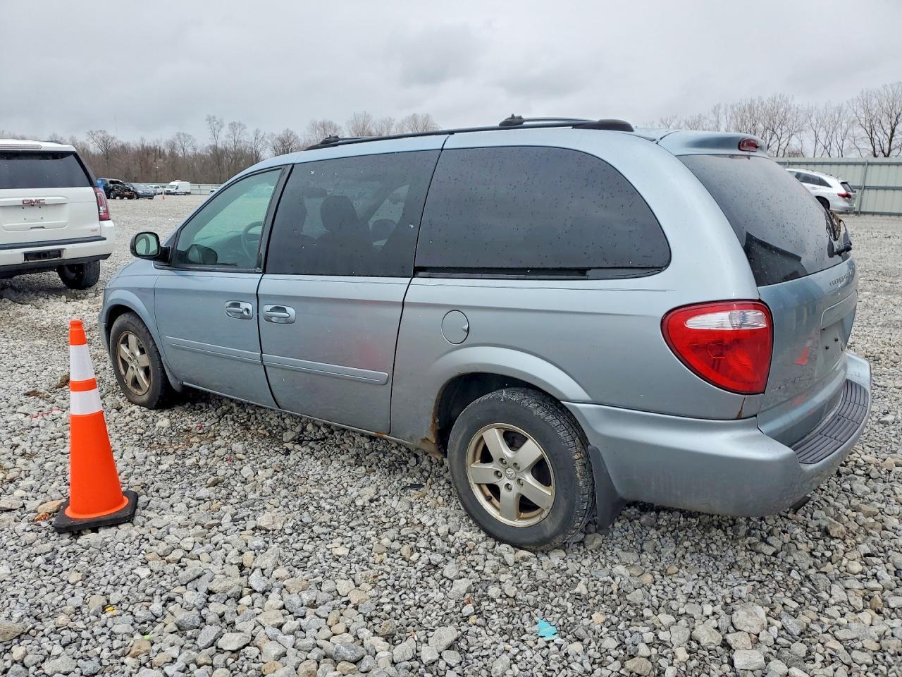 2005 DODGE GRAND CARAVAN