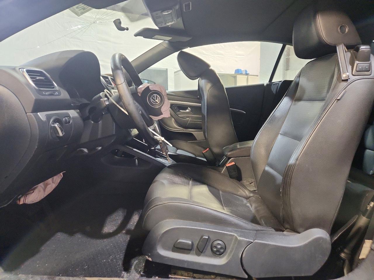 2013 VOLKSWAGEN EOS