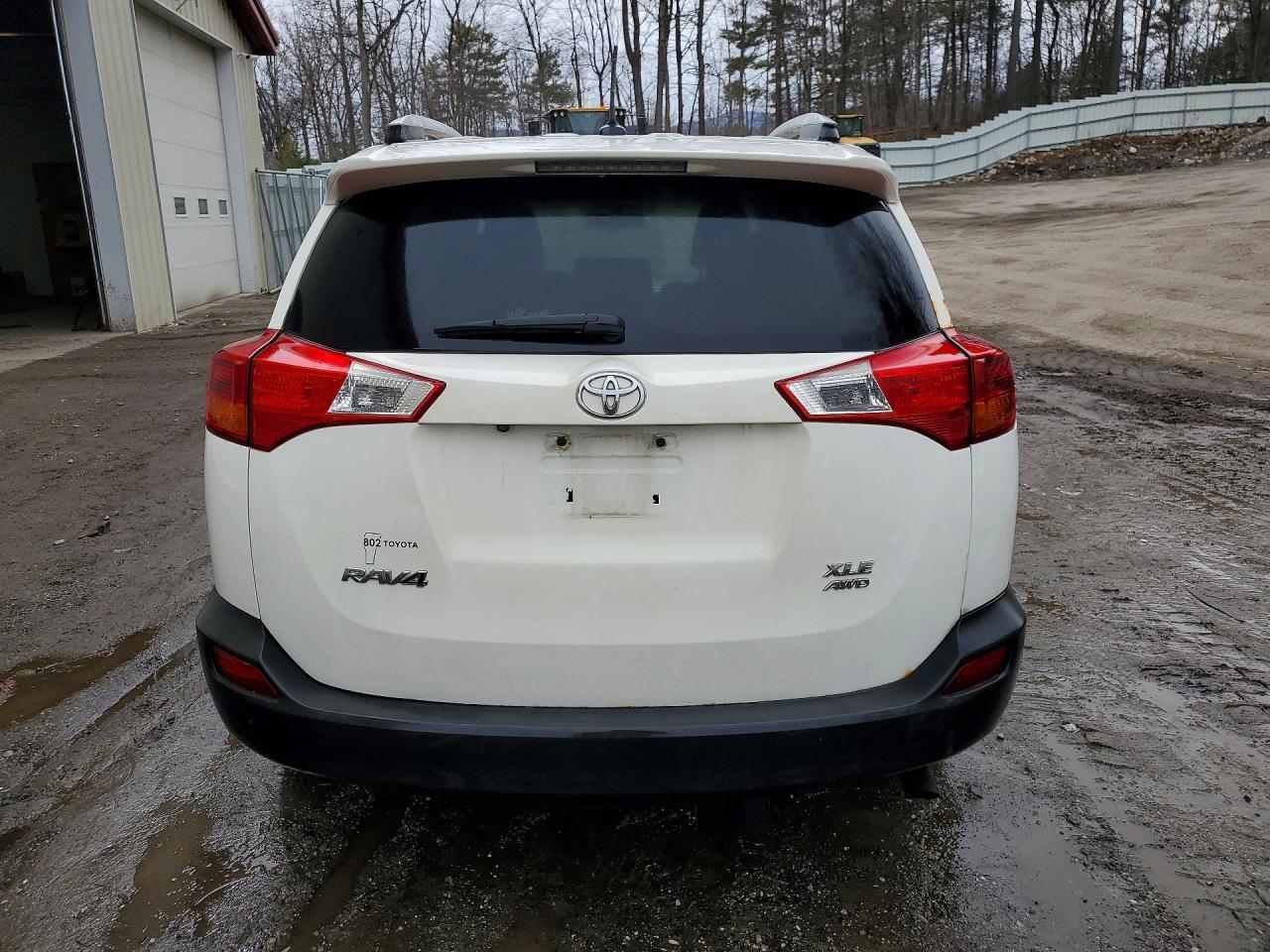 2015 TOYOTA RAV4