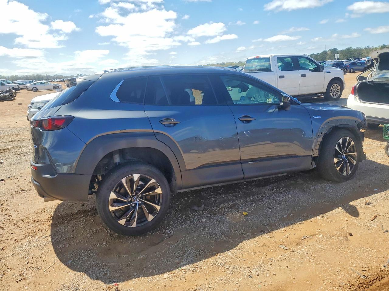 2025 MAZDA CX-50