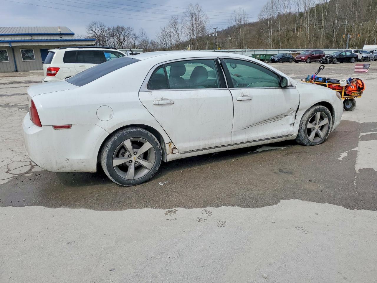 2011 CHEVROLET MALIBU