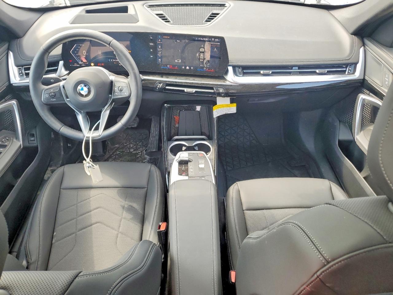 2025 BMW X1