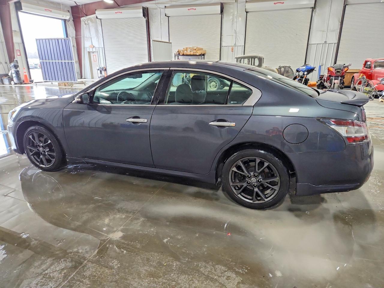 2012 NISSAN Maxima