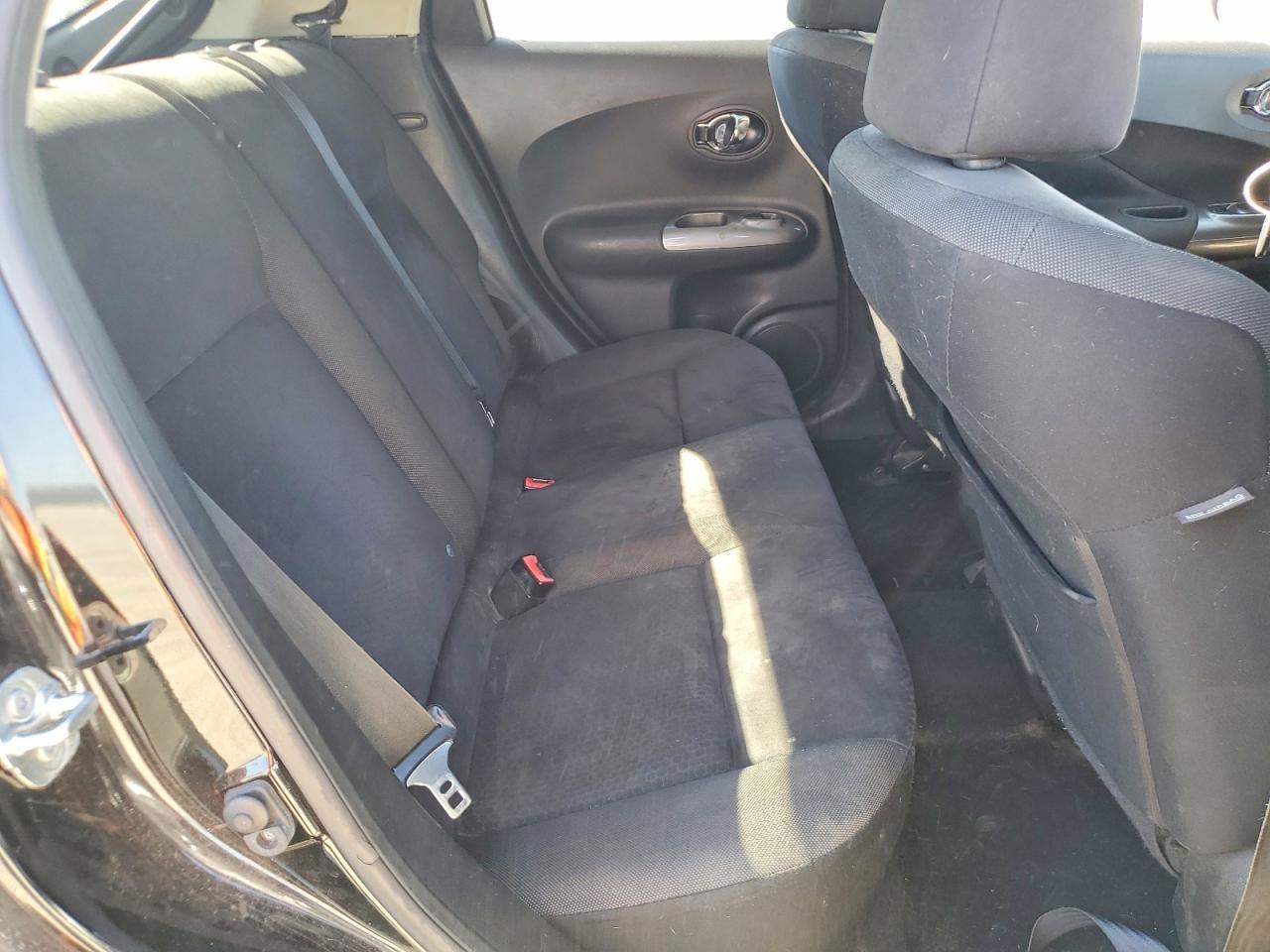 2015 NISSAN Juke