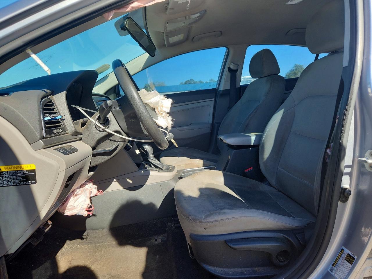 2017 HYUNDAI ELANTRA