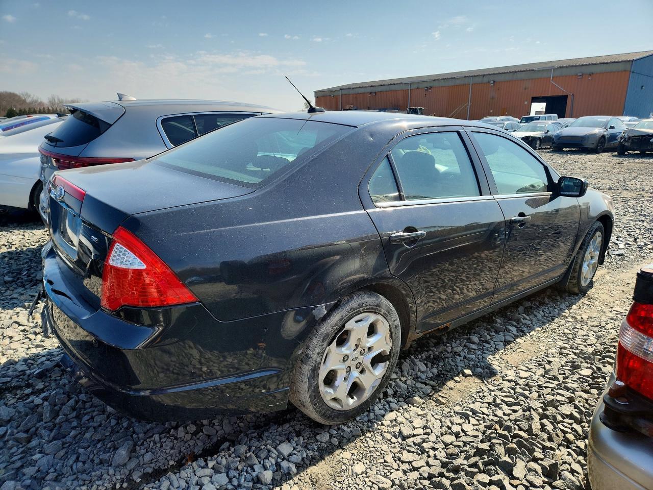 2011 FORD FUSION