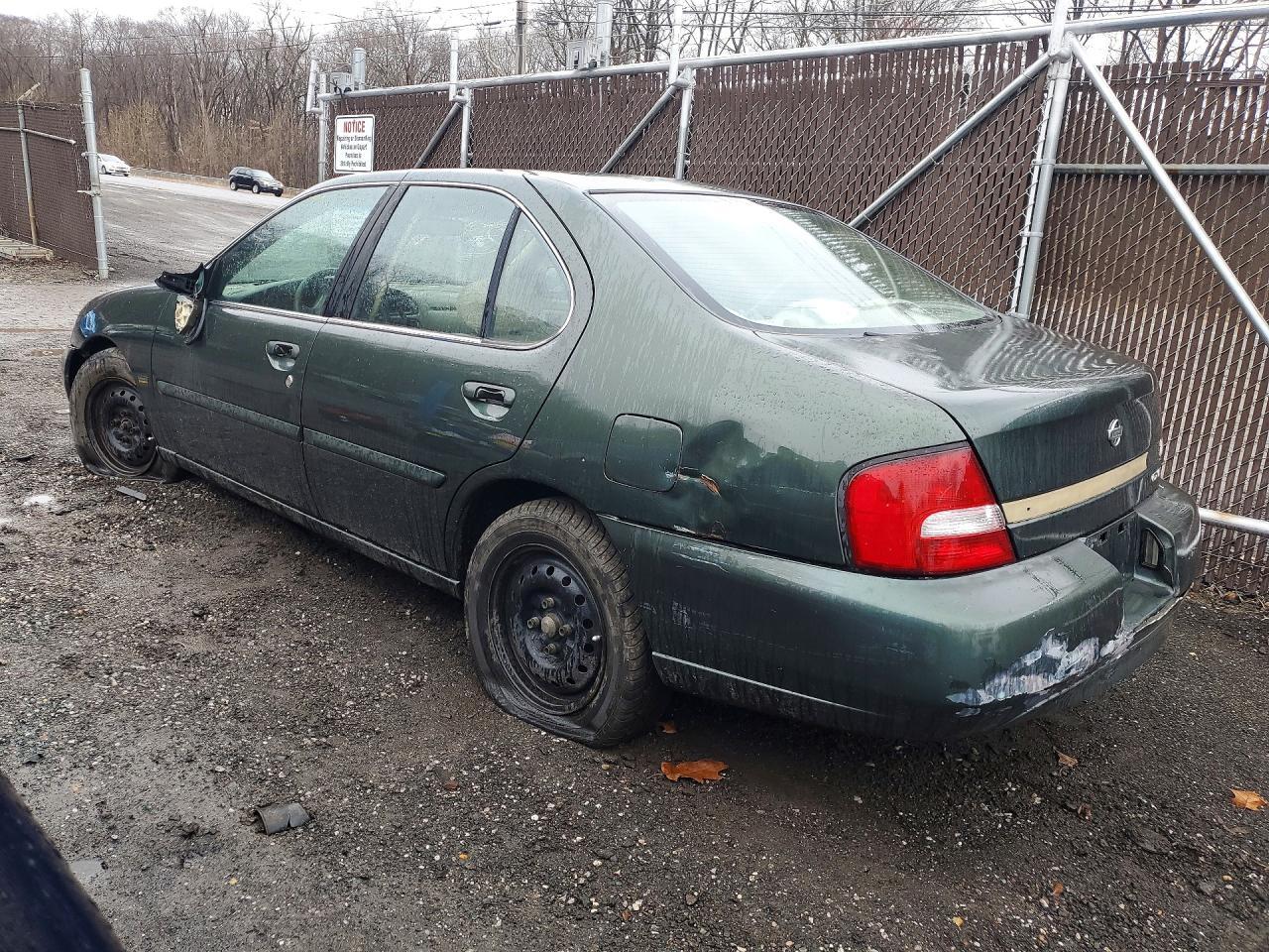 2001 NISSAN ALTIMA