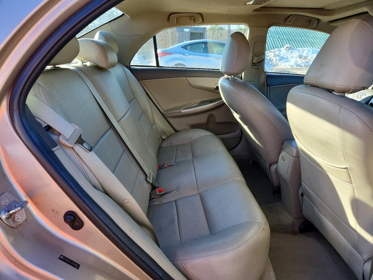 2010 TOYOTA COROLLA