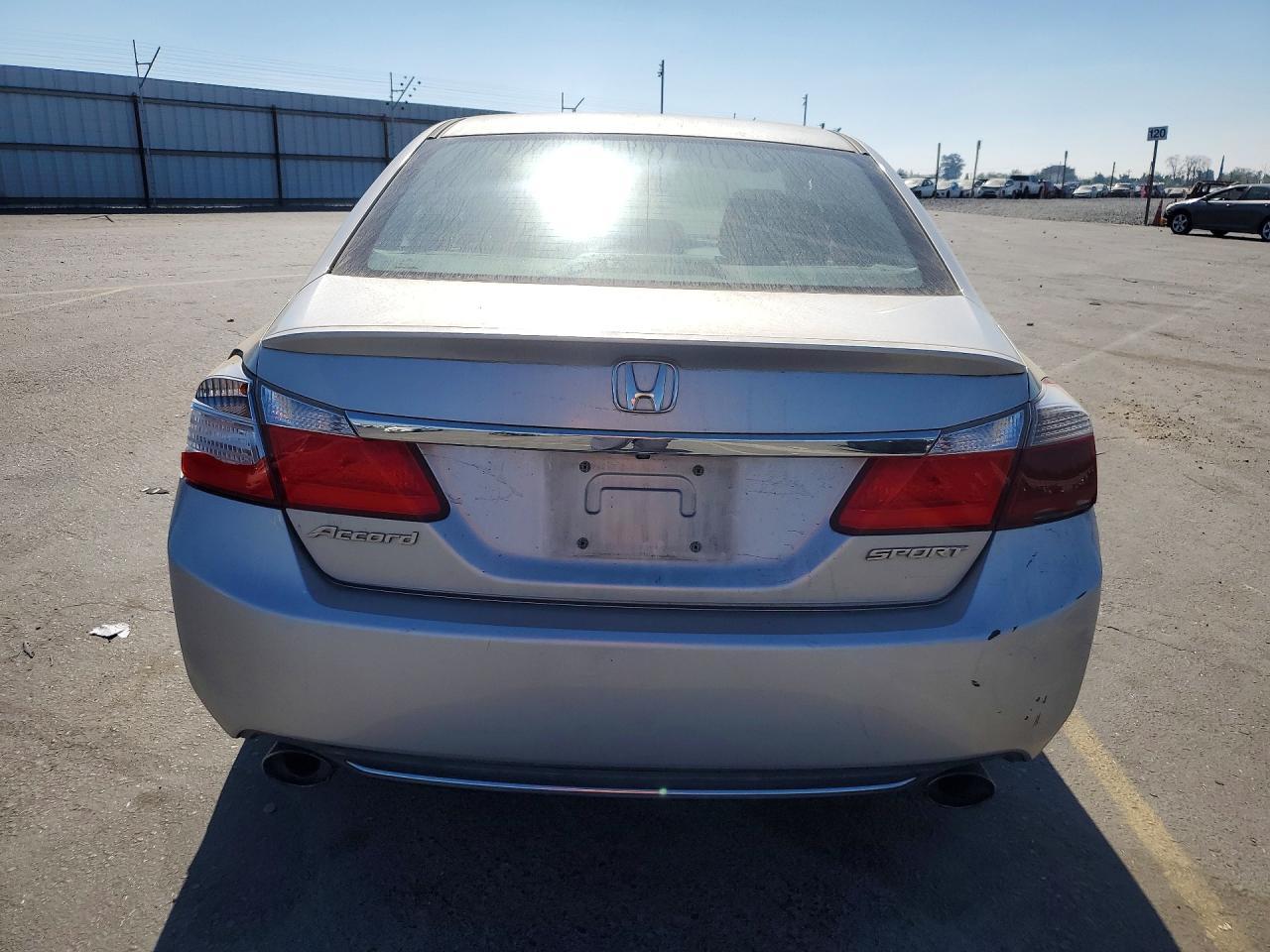 2015 HONDA ACCORD
