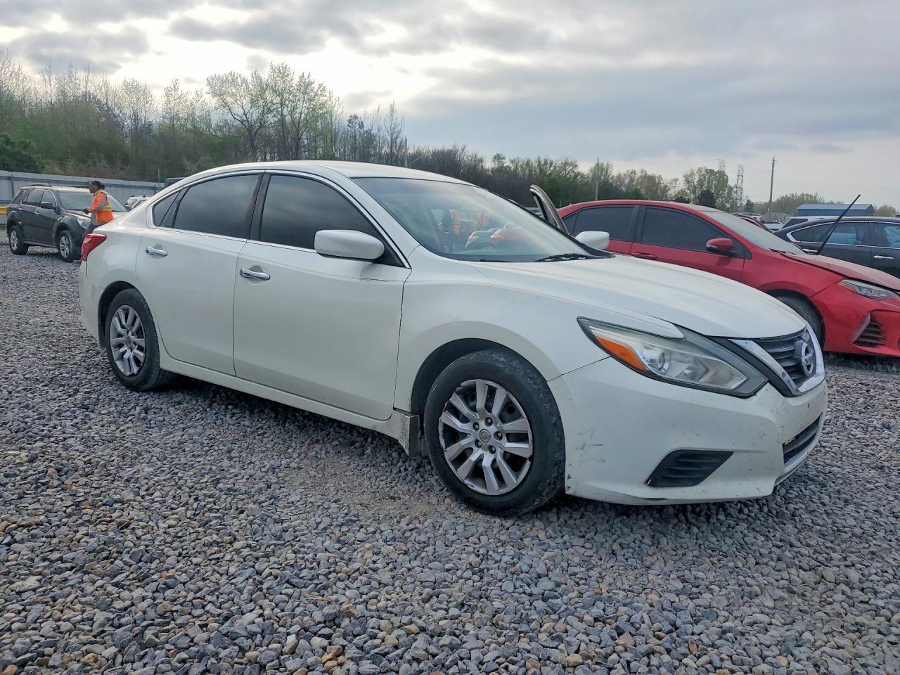 2016 NISSAN ALTIMA