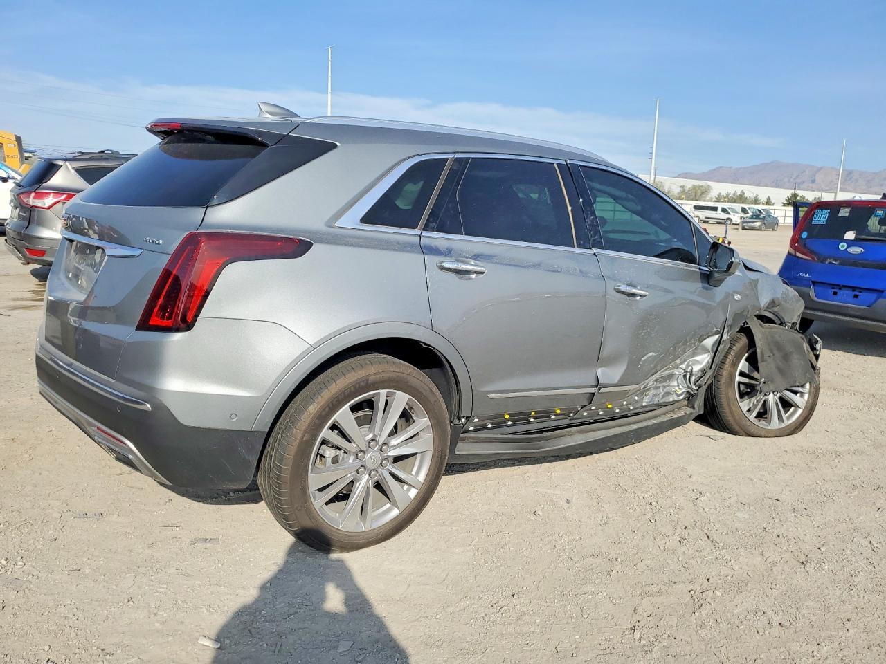 2024 CADILLAC XT5