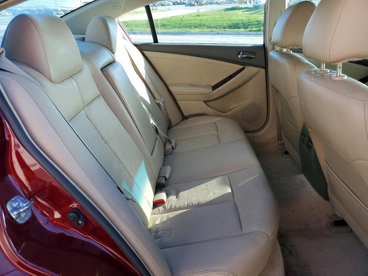 2011 NISSAN ALTIMA
