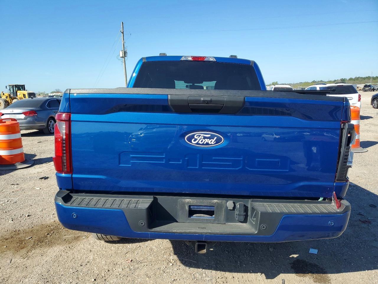 2024 FORD F-150 Lightning