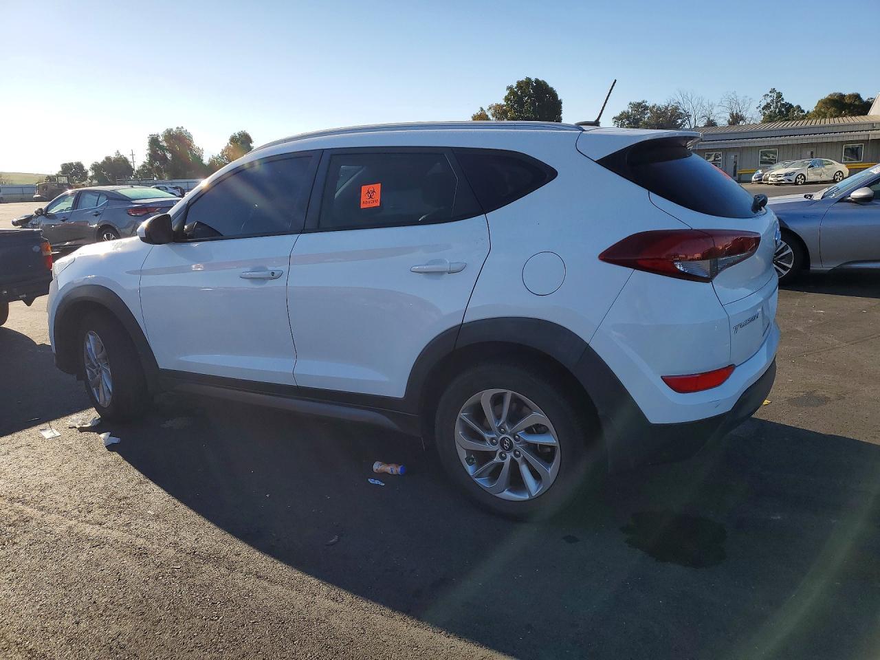 2016 HYUNDAI TUCSON