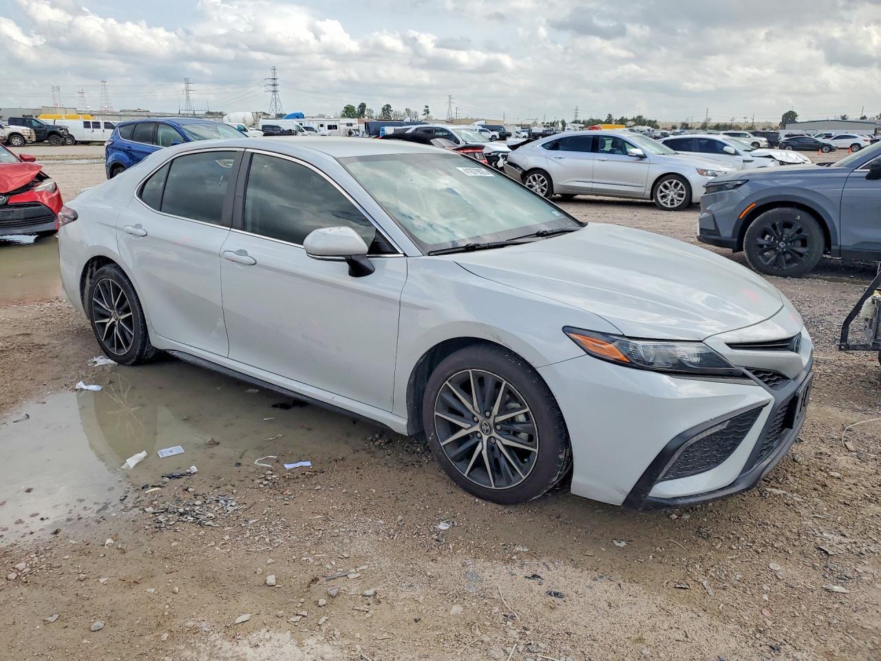 2022 TOYOTA CAMRY
