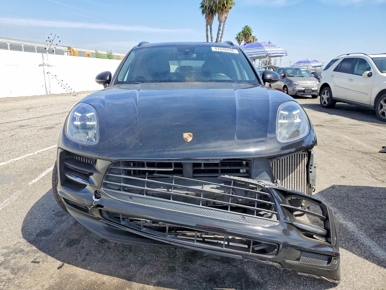 2019 PORSCHE Macan